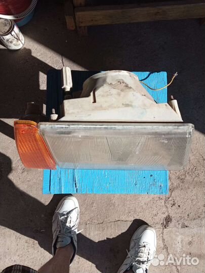 На ваз фара передняя правая б.у