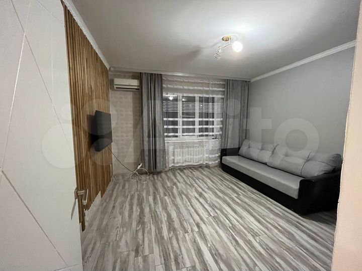 1-к. квартира, 42 м², 2/7 эт.