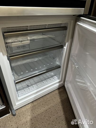 Холодильник whirlpool WBA4328nfix