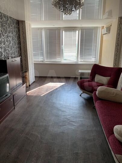 2-к. квартира, 50 м², 3/9 эт.