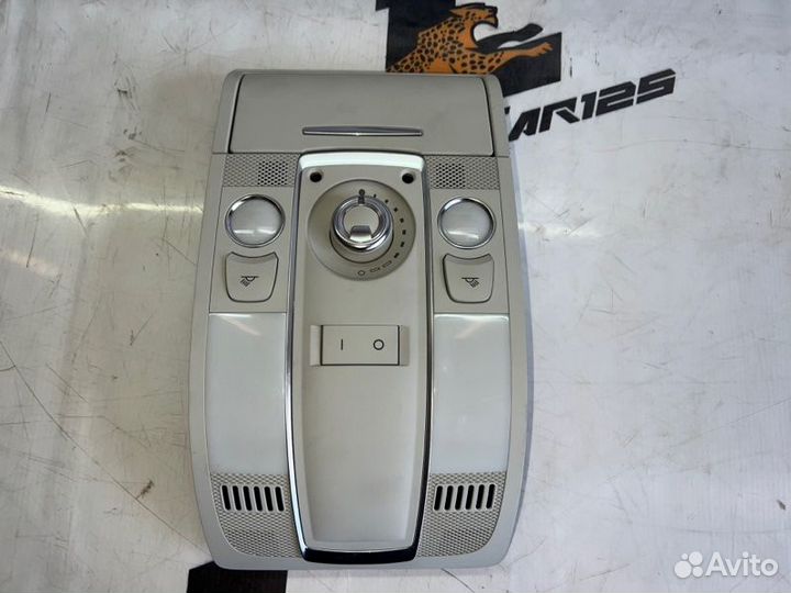 Плафон подсветки салона передний Audi A6 BKH 2008