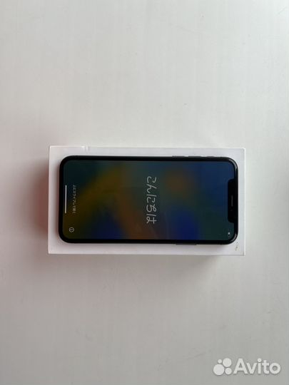 iPhone X, 256 ГБ