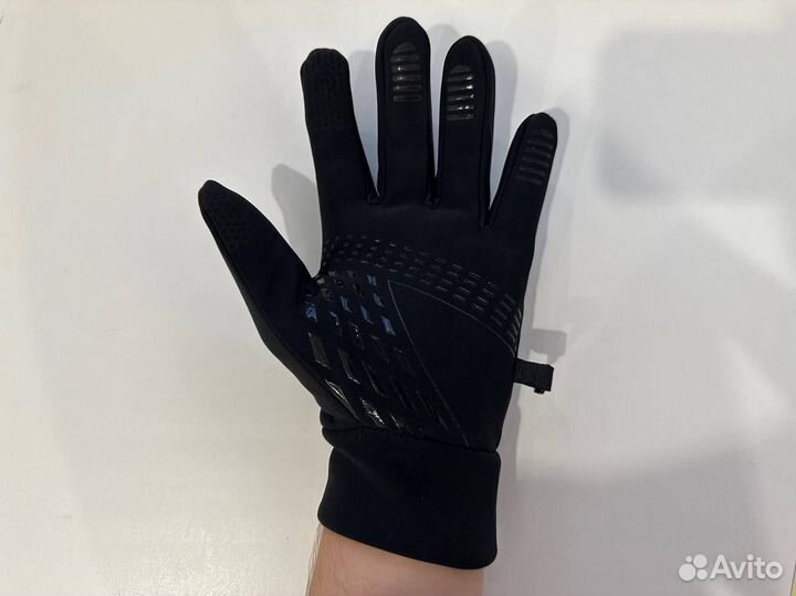 Зимние перчатки adidas