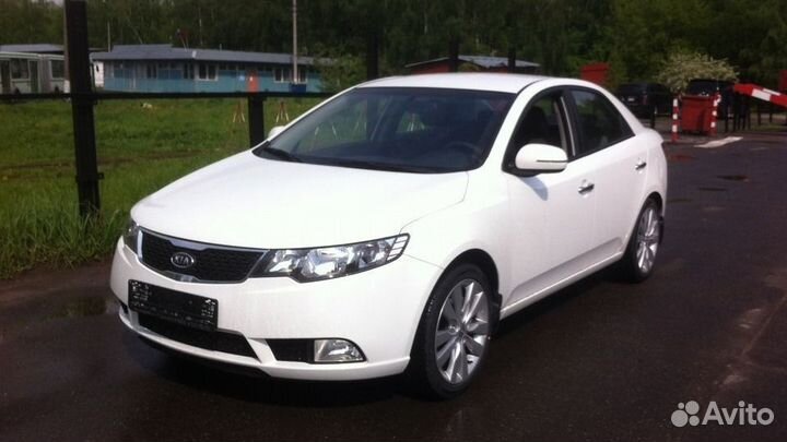 Фара передняя Kia Cerato Киа Церато 2 09-13г. в
