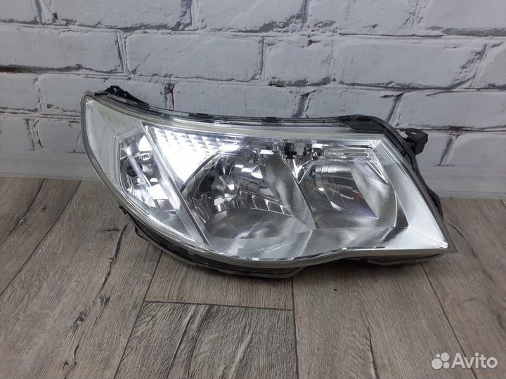 Фара правая Forester Форестер 08