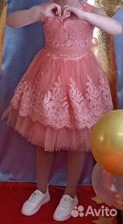 Красивое платье на девочку