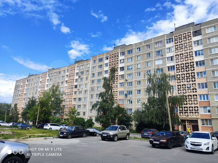 3-к. квартира, 73 м², 3/9 эт.