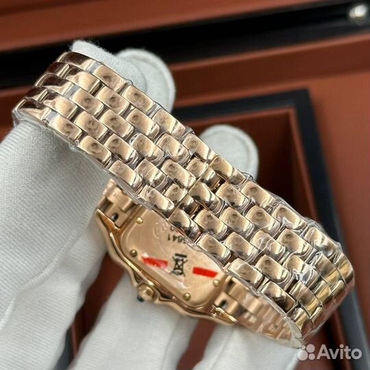 Часы Panthère de Cartier Rose Gold Medium