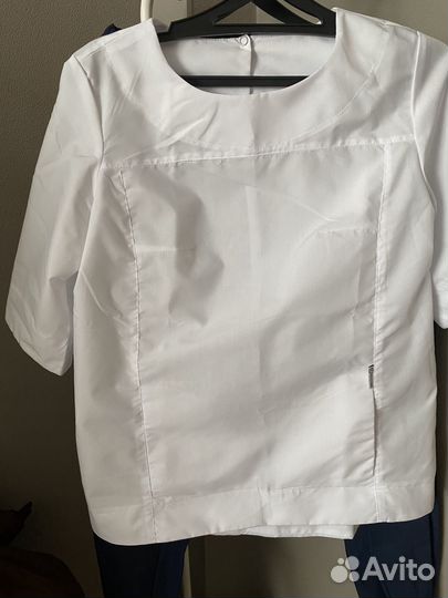 Форма для мастера маникюра