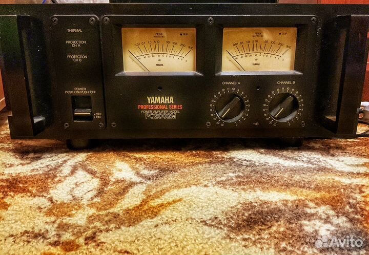 Усилитель мощности Yamaha PC 2002m