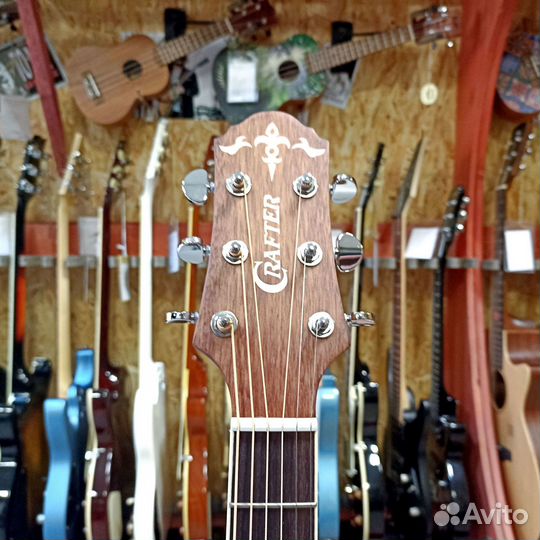 Акустическая гитара Crafter D-7 с чехлом