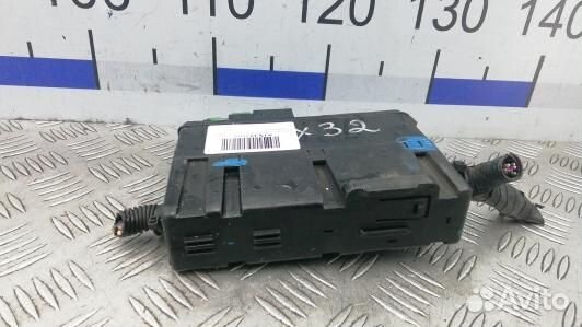 Блок предохранителей nissan note E11 (93X32M101)