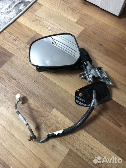 Зеркало левое Honda Freed 2008 на запчасти