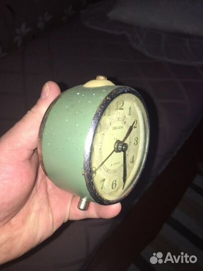 Часы будильник СССР
