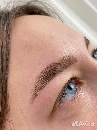 Оформление бровей