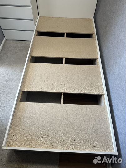 Продам кровать детскую бу