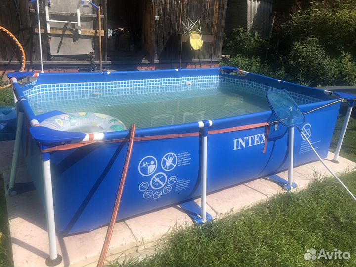 Каркасный бассейн intex