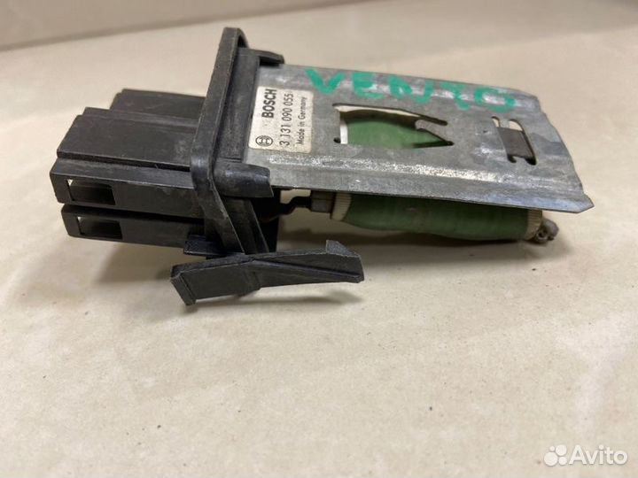 Резистор печки Volkswagen Vento седан ABU 1993