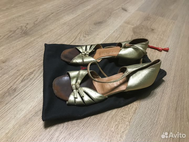 Туфли для бальных танцев
