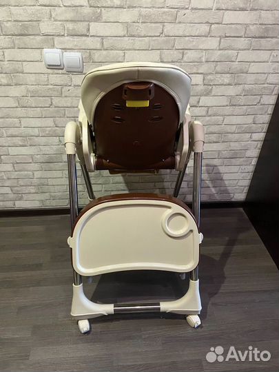 Стульчик для кормления luxmom