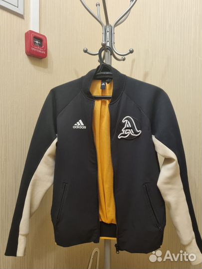 Бомбер мужской Adidas vrct оригинальный, размер М