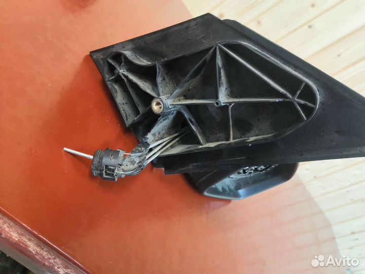 Зеркало на поло