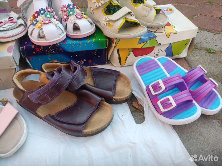 Сандали на девочку