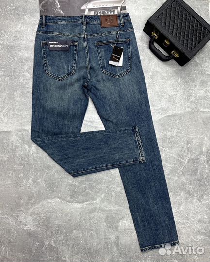 Джинсы armani
