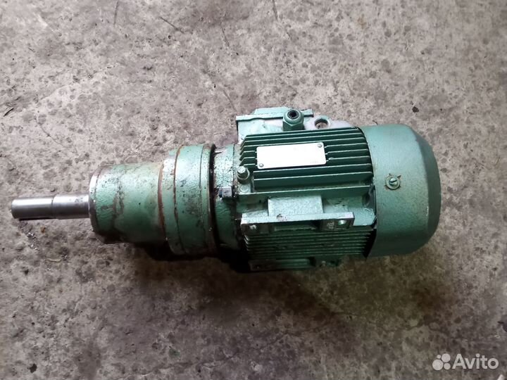 Электродвигатель с редуктором бу