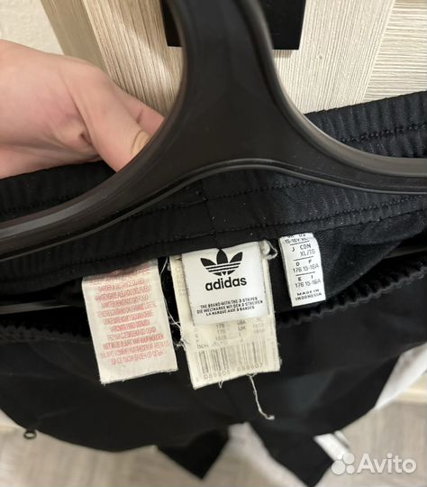 Спортивные штаны adidas originals