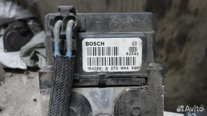 Блок ABS (насос) Nissan Almera (N16) 2000-2006