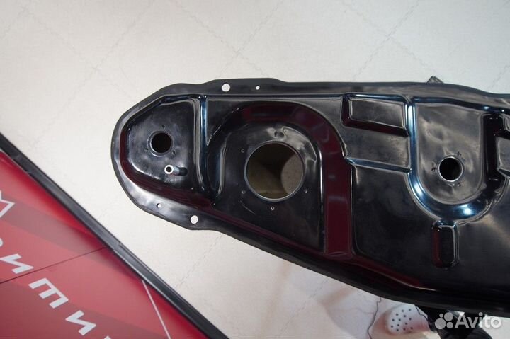 Бак Mitsubishi Pajero 3 из композита дизель