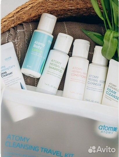 Бьюти бокс с косметикой дорожный набор пенка атоми