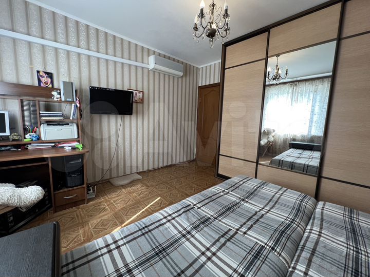 2-к. квартира, 54 м², 5/12 эт.