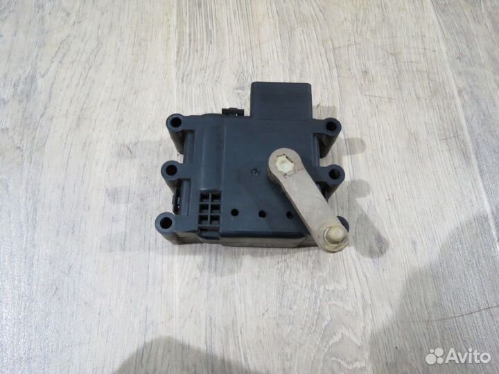 Моторчик заслонки отопителя Mazda 6 GG MPS