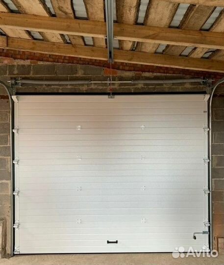 Секционные вoрота Дорхан или Алютех