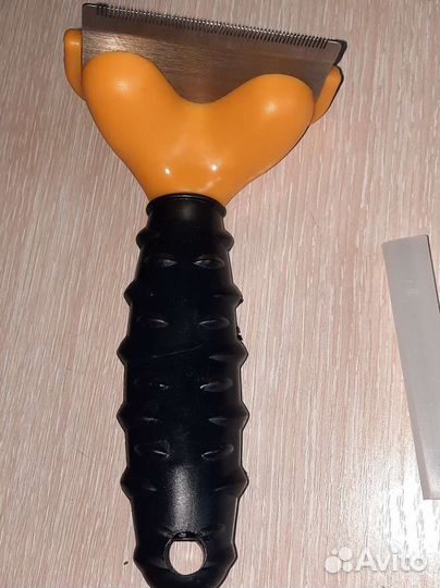 Расческа для кошек И собак пуходёрка чесалка