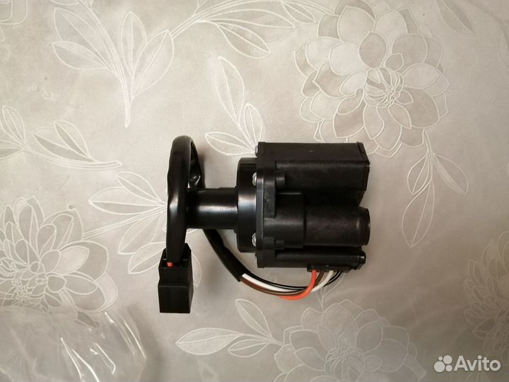 Продам краник отопителя Газель умз