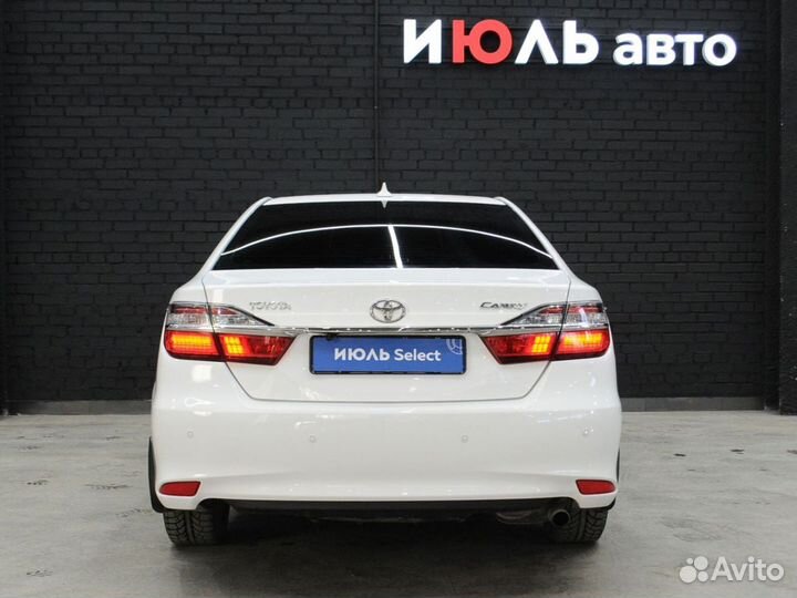 Toyota Camry 2.0 AT, 2017, 119 895 км