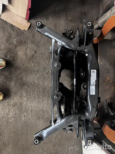 Подрамник задний Tiguan 2