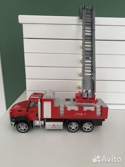 Машинки 2 шт (мчс + Пожарная)