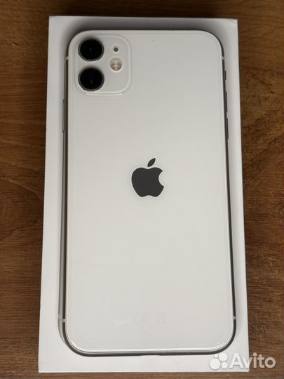 iPhone 11, 64 ГБ