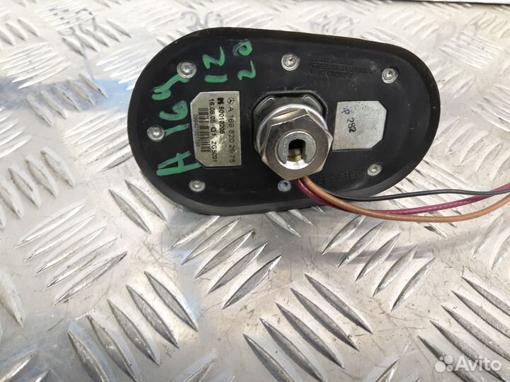 Б/У Антенна основание / на крышу MB A-Class W16