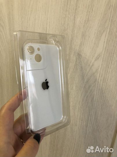 Задние крышки iPhone 13