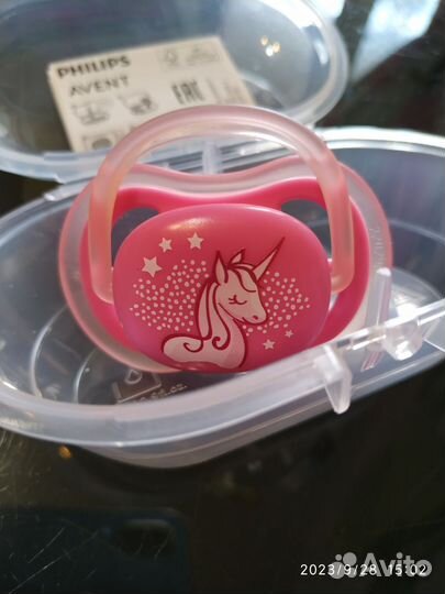 Бутылочки pigeon новые