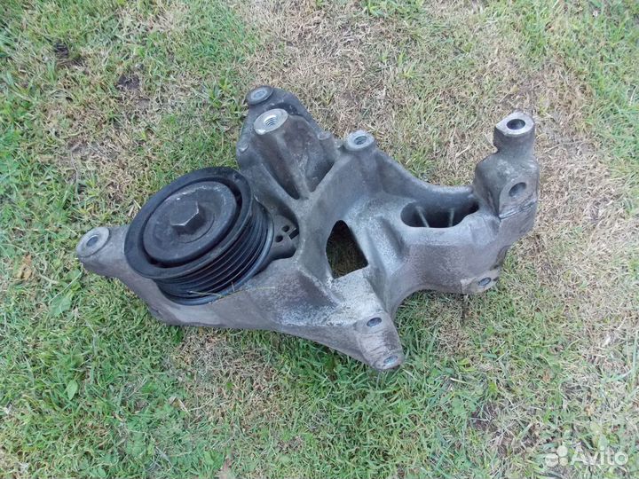 Кронштейн генератора Chery fora 2л