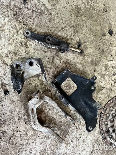 Кронштейн опора крепление Honda CRV rd1 црв