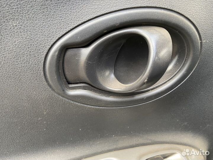 Ручка двери Nissan Juke