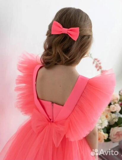 Платье для девлчкт 104-110