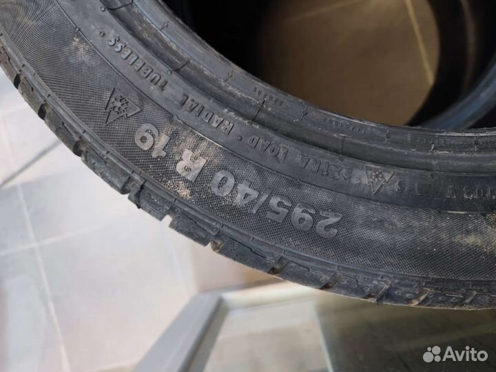Continental ContiWinterContact TS 830 P 265/45 R19 и 295/40 R19